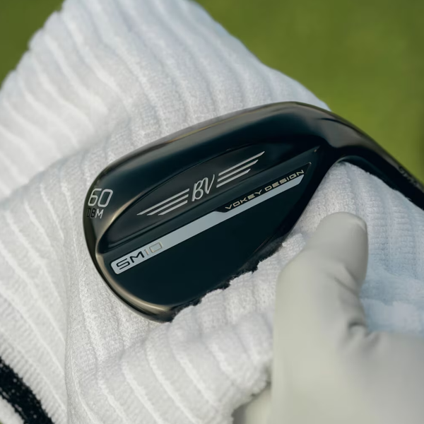 Titleist Limited Edition - SM10 Black Vapor Wedge with Steel Shaft